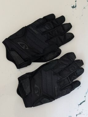 Black Tactical Touchscreen Gloves - Giro